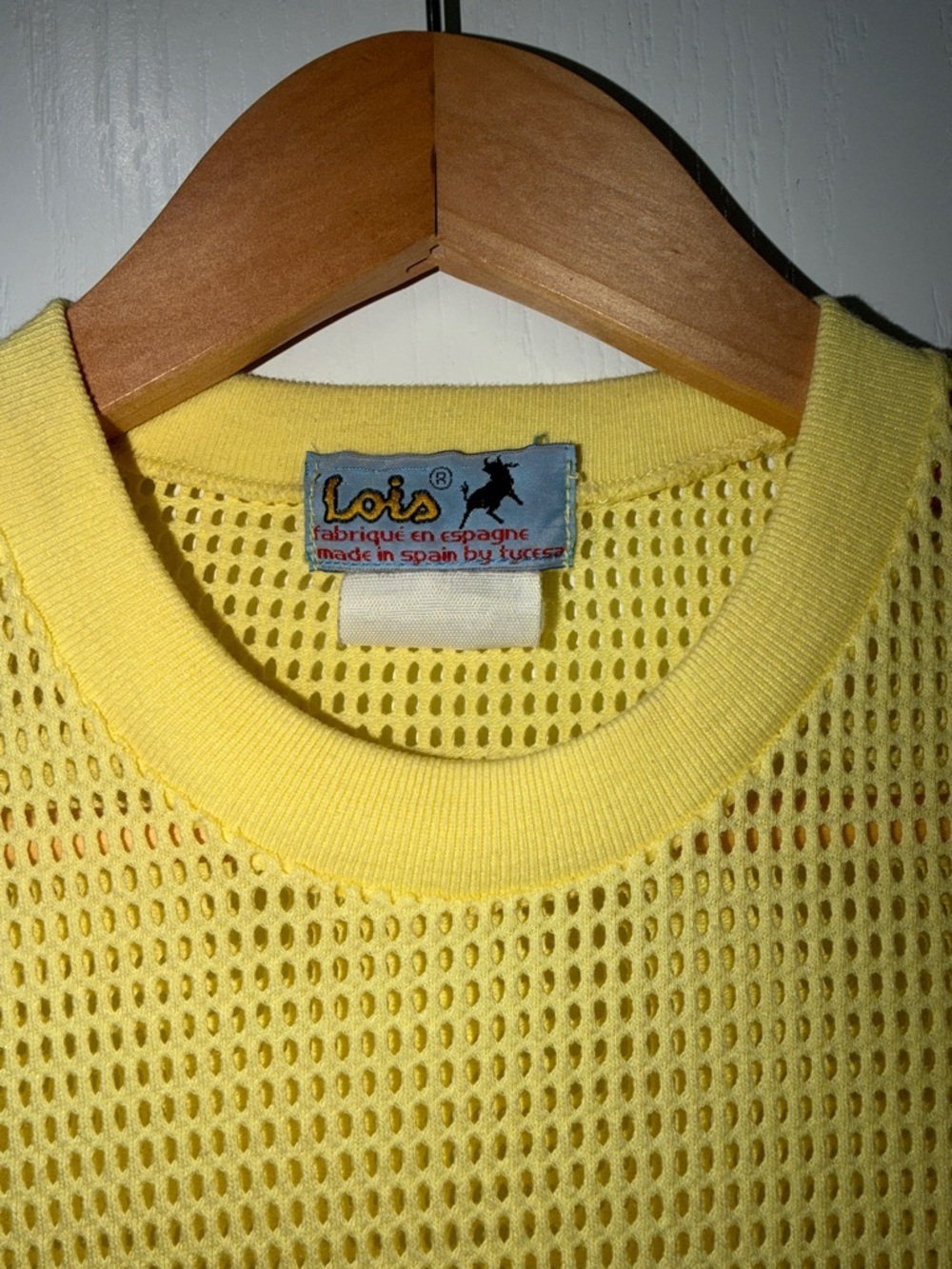 Lois Vintae Yellow Mesh Short-Sleeve Crewneck Shirt size small - Picture 3 of 4
